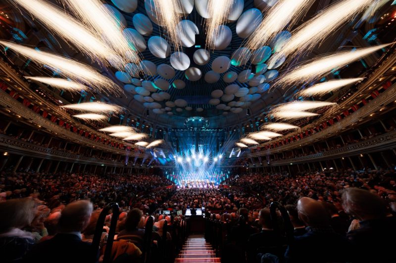 MFM24-CROWN-COPYRIGHT24-CARL-WARE-0345-scaled